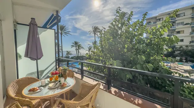 Skol 1A, apartamento frente al mar
