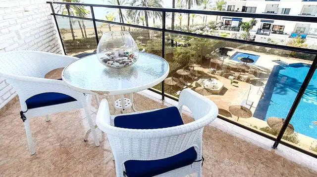 Skol 203, apartamento frente al mar