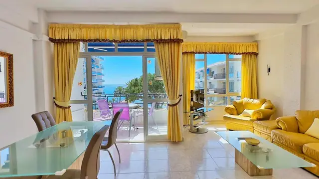 Skol 439, apartamento frente al mar
