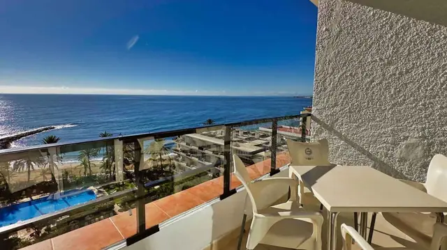 Skol 933, apartamento frente al mar